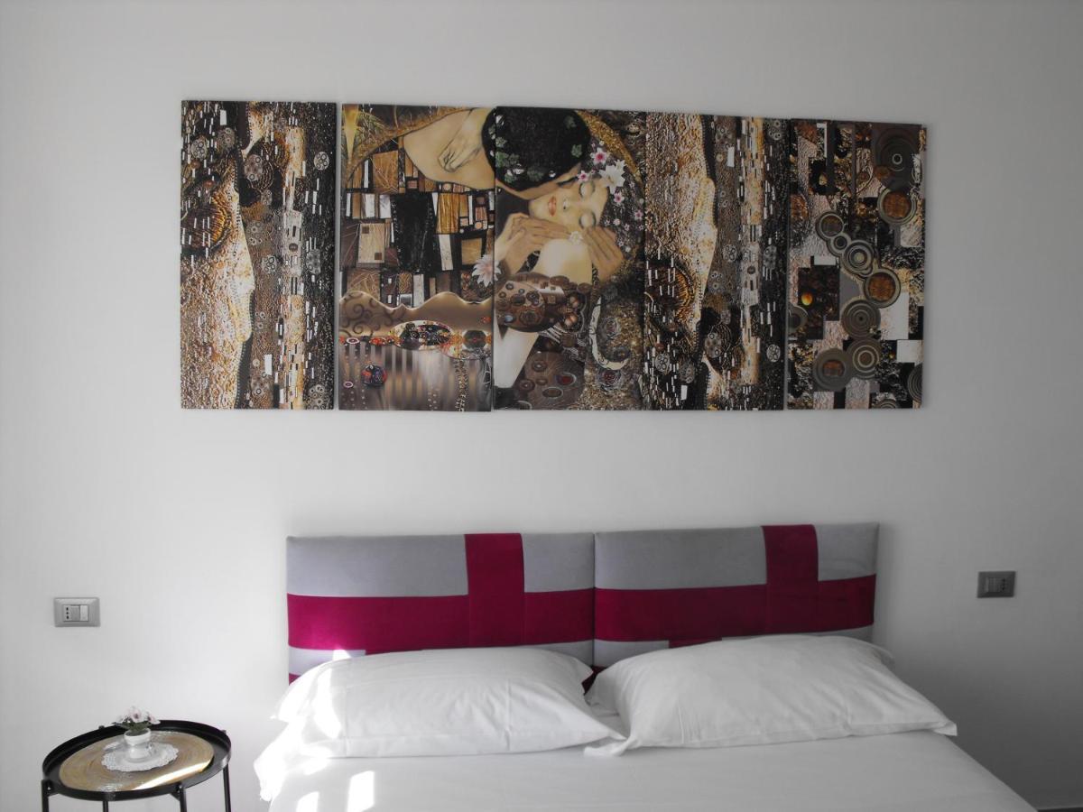 Dimora Chloe B&B ペスカーラ エクステリア 写真