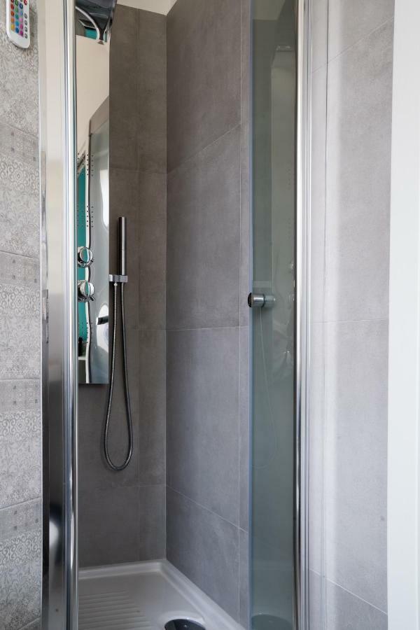 Dimora Chloe B&B ペスカーラ エクステリア 写真